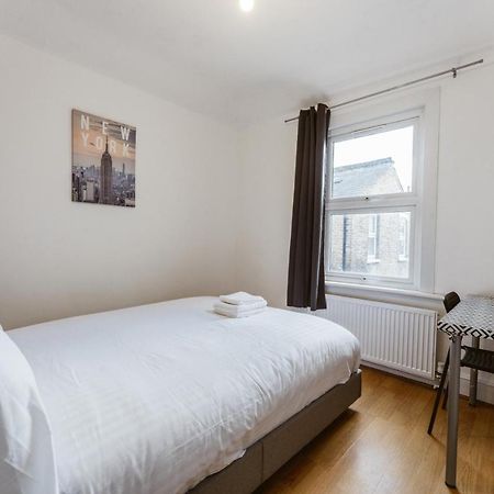 Mile End Double Rooms 86A Λονδίνο Εξωτερικό φωτογραφία