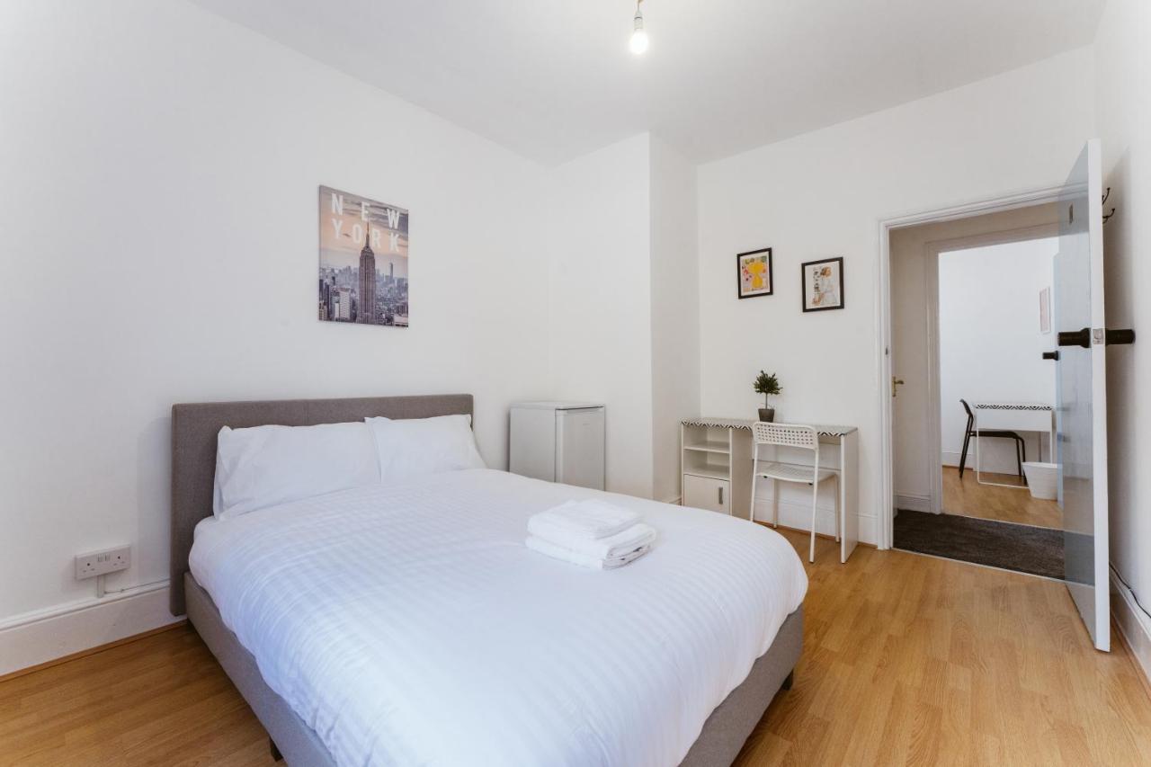 Mile End Double Rooms 86A Λονδίνο Εξωτερικό φωτογραφία