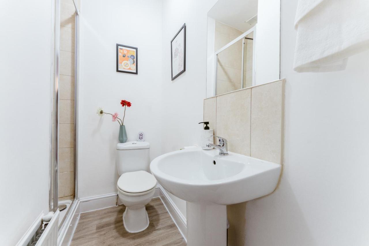 Mile End Double Rooms 86A Λονδίνο Εξωτερικό φωτογραφία