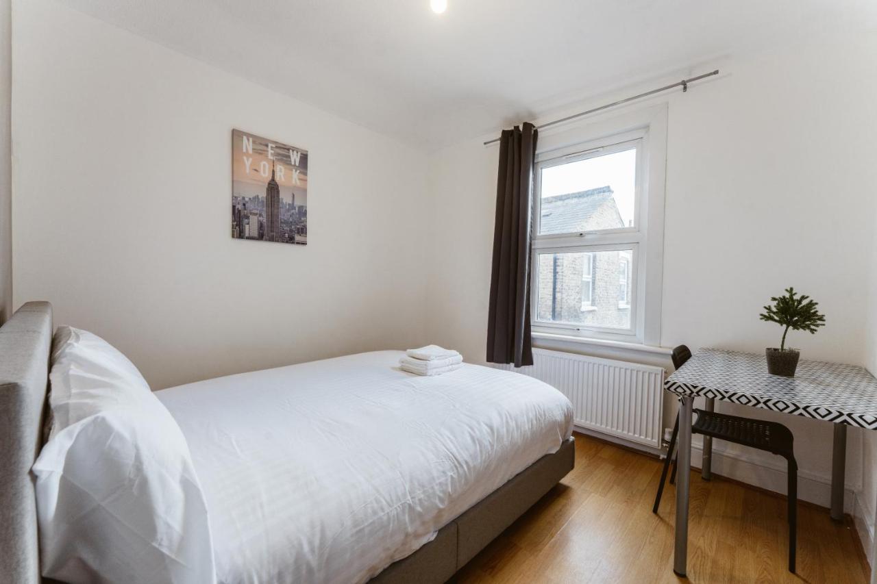 Mile End Double Rooms 86A Λονδίνο Εξωτερικό φωτογραφία